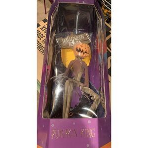 Jun Planning 1999 Nightmare Before Christmas Jack  Pumpkin King  NIB LE 2400